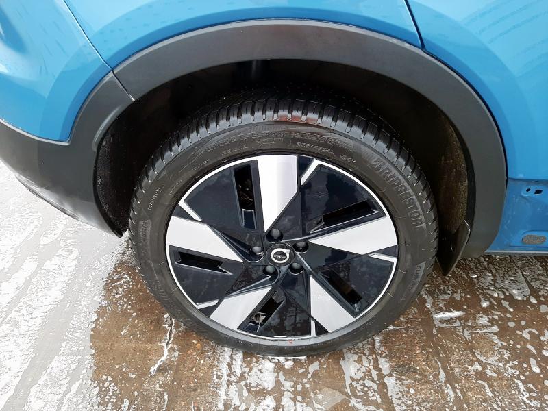 2023 VOLVO XC40 CORE RECHARGE TWIN E 