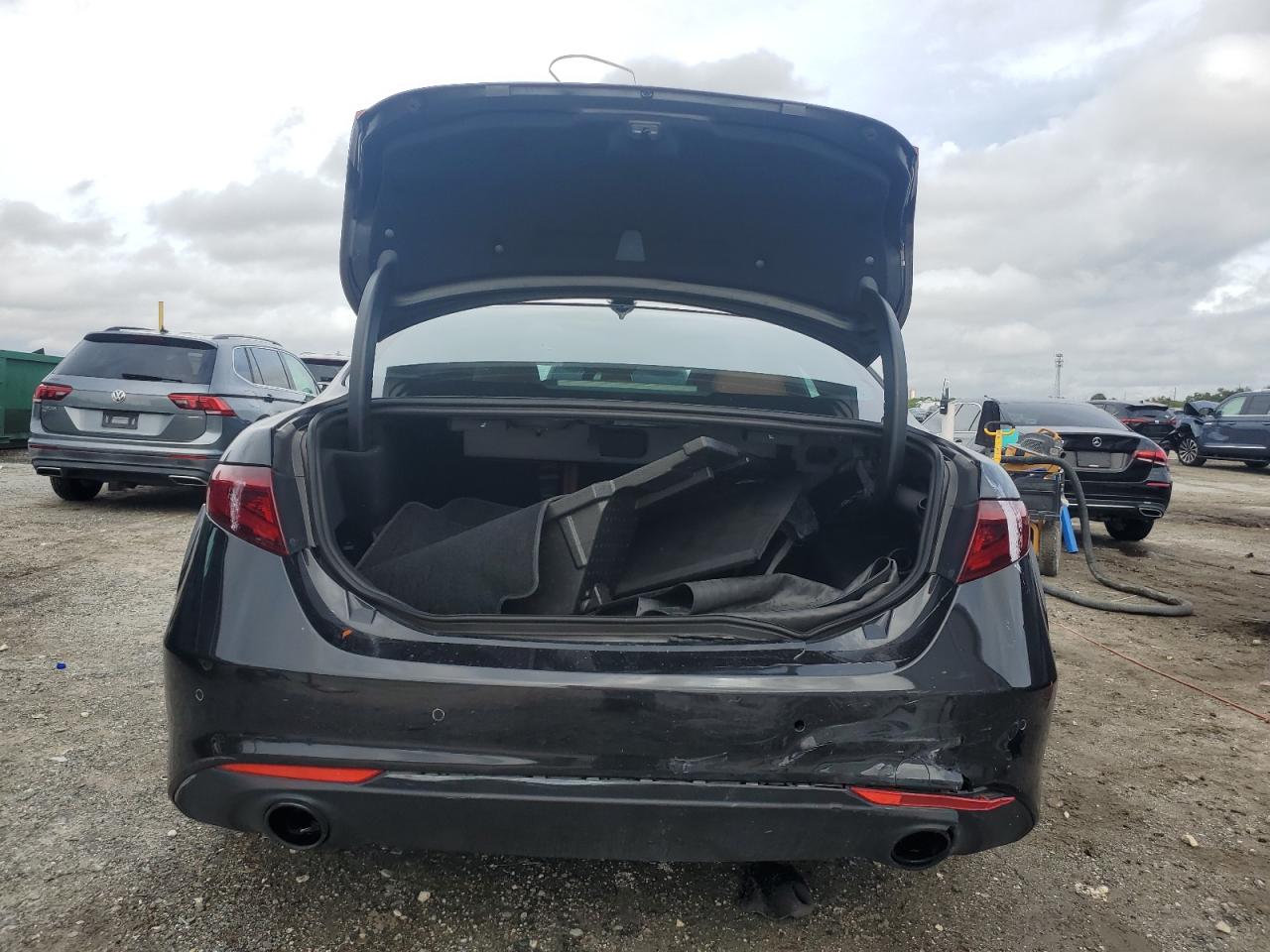 2022 Alfa Romeo Giulia Super VIN: ZARFAMBN7N7655090 Lot: 90238825