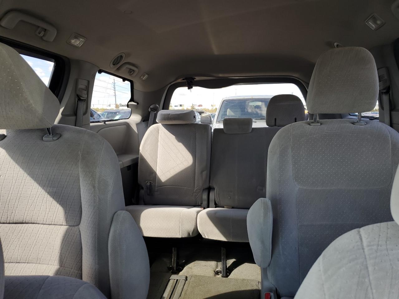 2015 Toyota Sienna Le VIN: 5TDJK3DCXFS102738 Lot: 84719685