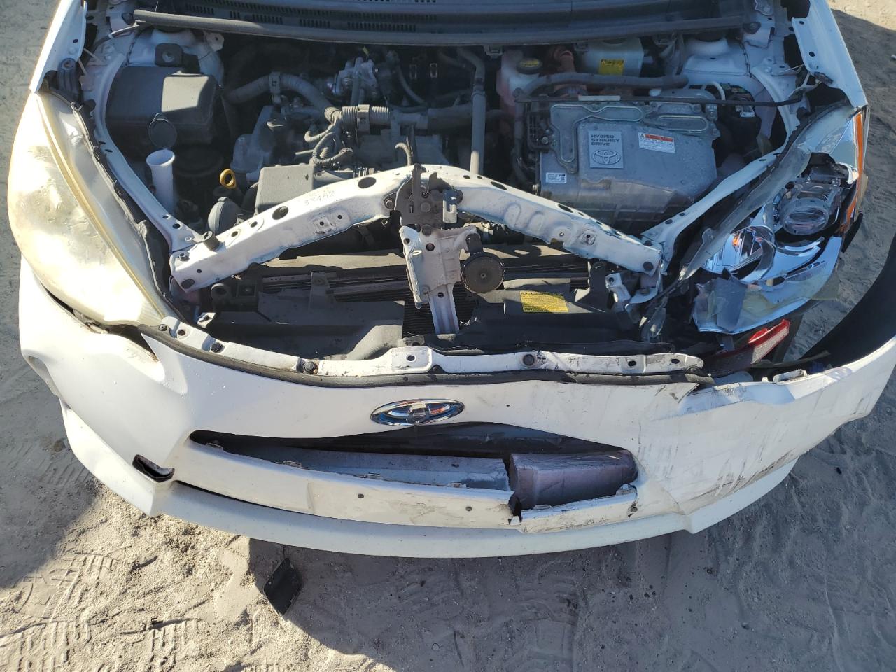 2012 Toyota Prius C VIN: JTDKDTB37C1021285 Lot: 85923235