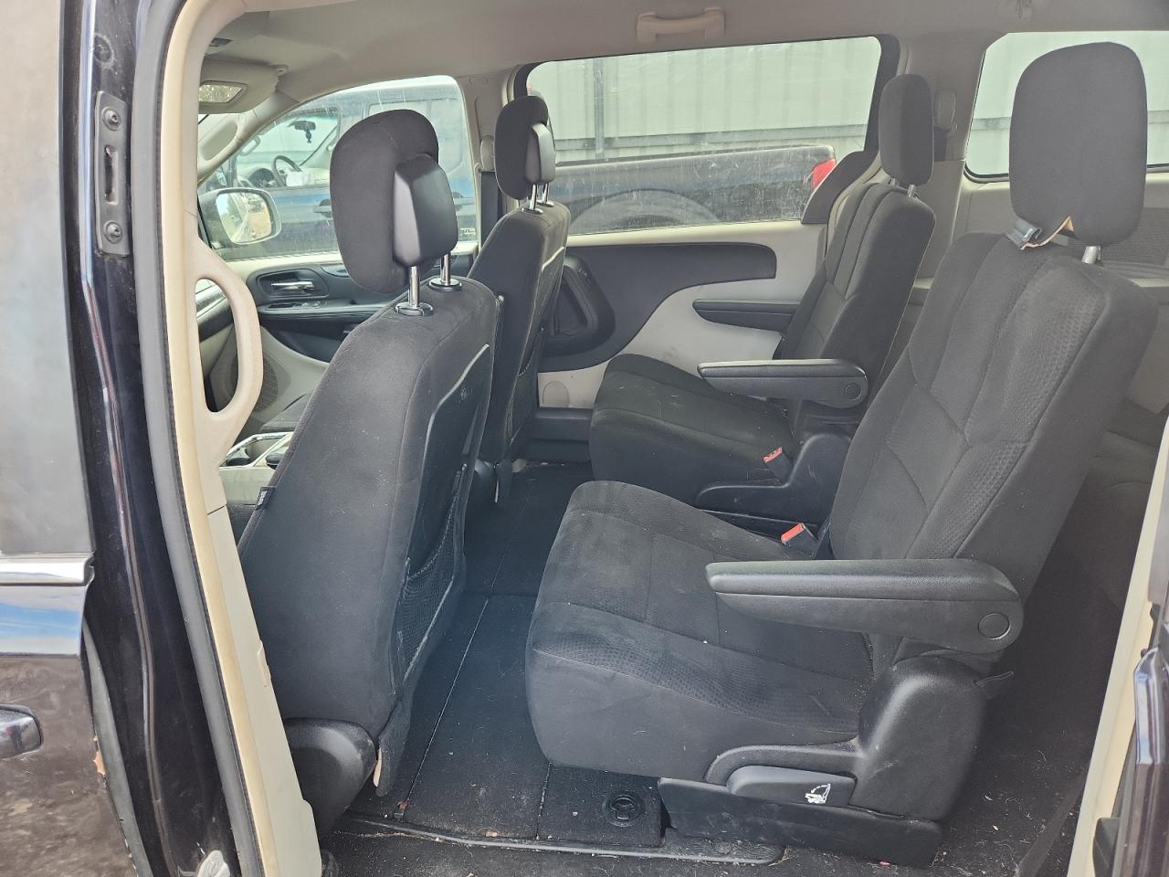 2011 Dodge Grand Caravan Crew VIN: 2D4RN5DG0BR686162 Lot: 82111205