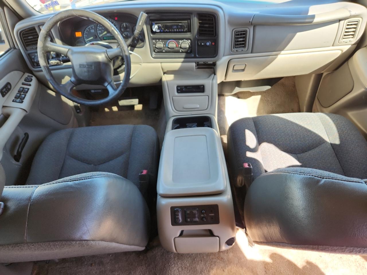 2000 GMC Yukon VIN: 1GKEC13T6YJ150763 Lot: 85192925