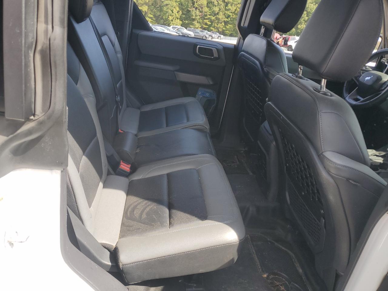 2022 Ford Bronco Base VIN: 1FMDE5BH2NLB41690 Lot: 86997885