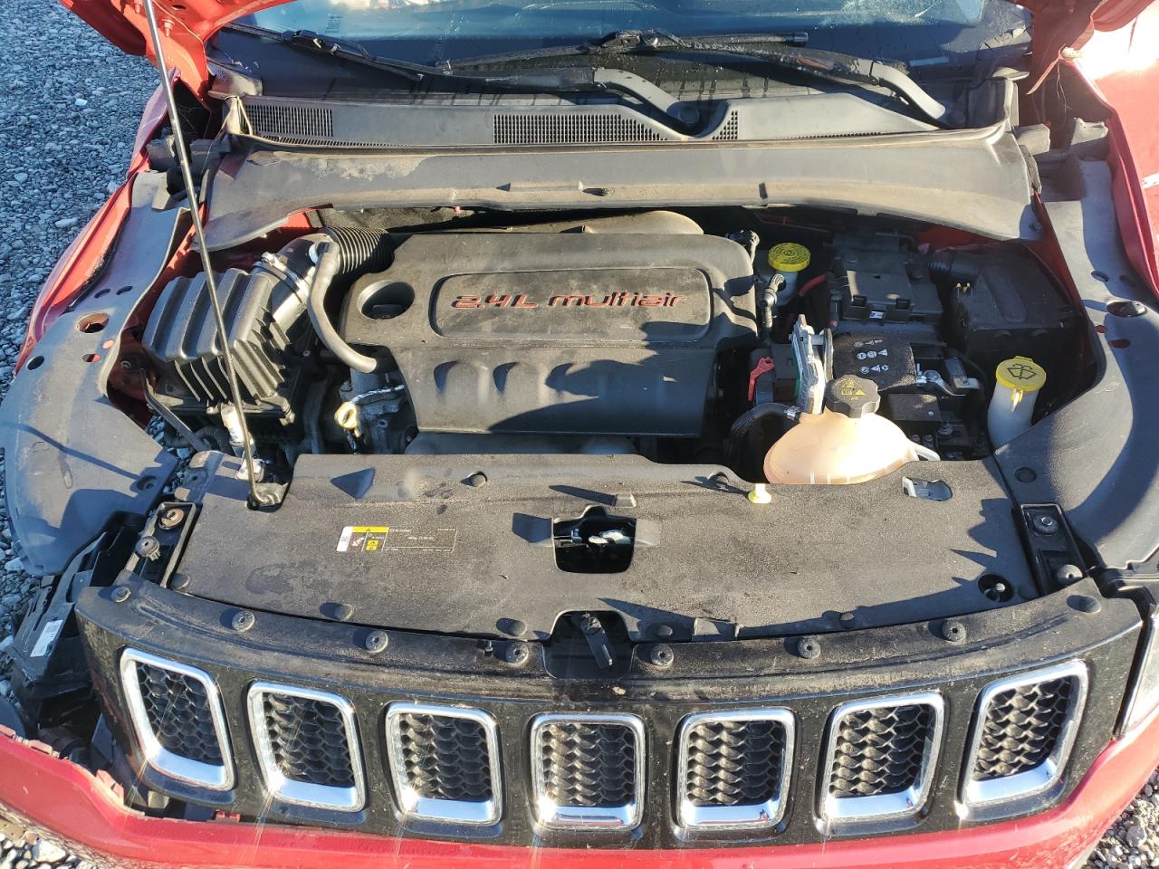 2018 Jeep Compass Sport VIN: 3C4NJDAB2JT103645 Lot: 82751535