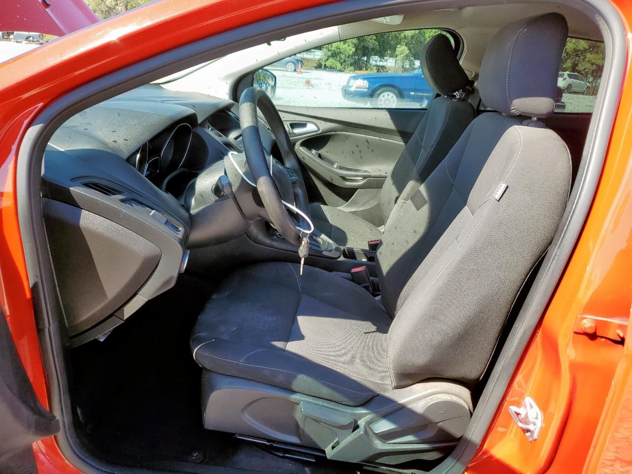 2017 Ford Focus Se VIN: 1FADP3K21HL217862 Lot: 84630615