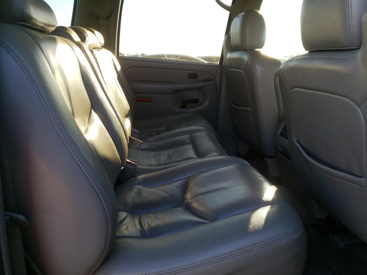 2004 GMC Yukon Xl K1500 VIN: 3GKFK16TX4G265218 Lot: 82390495