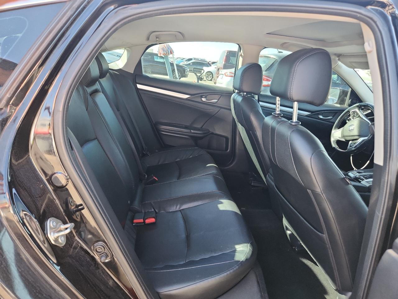 2016 Honda Civic Exl VIN: 2HGFC1F7XGH647315 Lot: 85200015