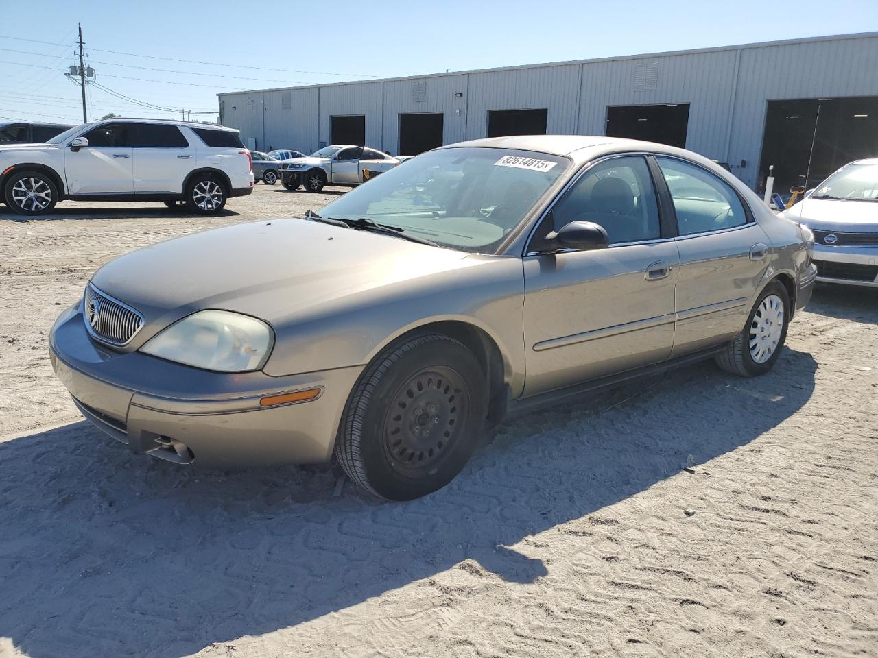 MERCURY SABLE 2004. Lot# 82614815. VIN 1MEFM50U74A617330. Photo 1