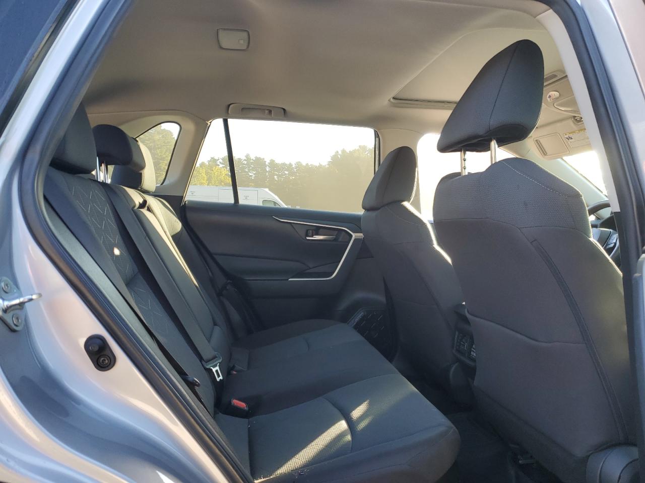 2024 Toyota Rav4 Xle VIN: 4T3RWRFV8RU122773 Lot: 84451895