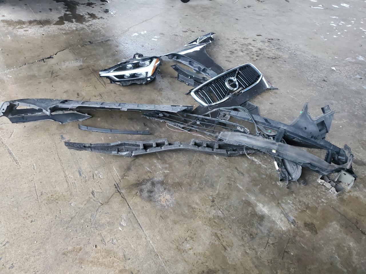 2020 Volvo Xc60 T5 Momentum VIN: YV4102RK9L1531780 Lot: 89855085