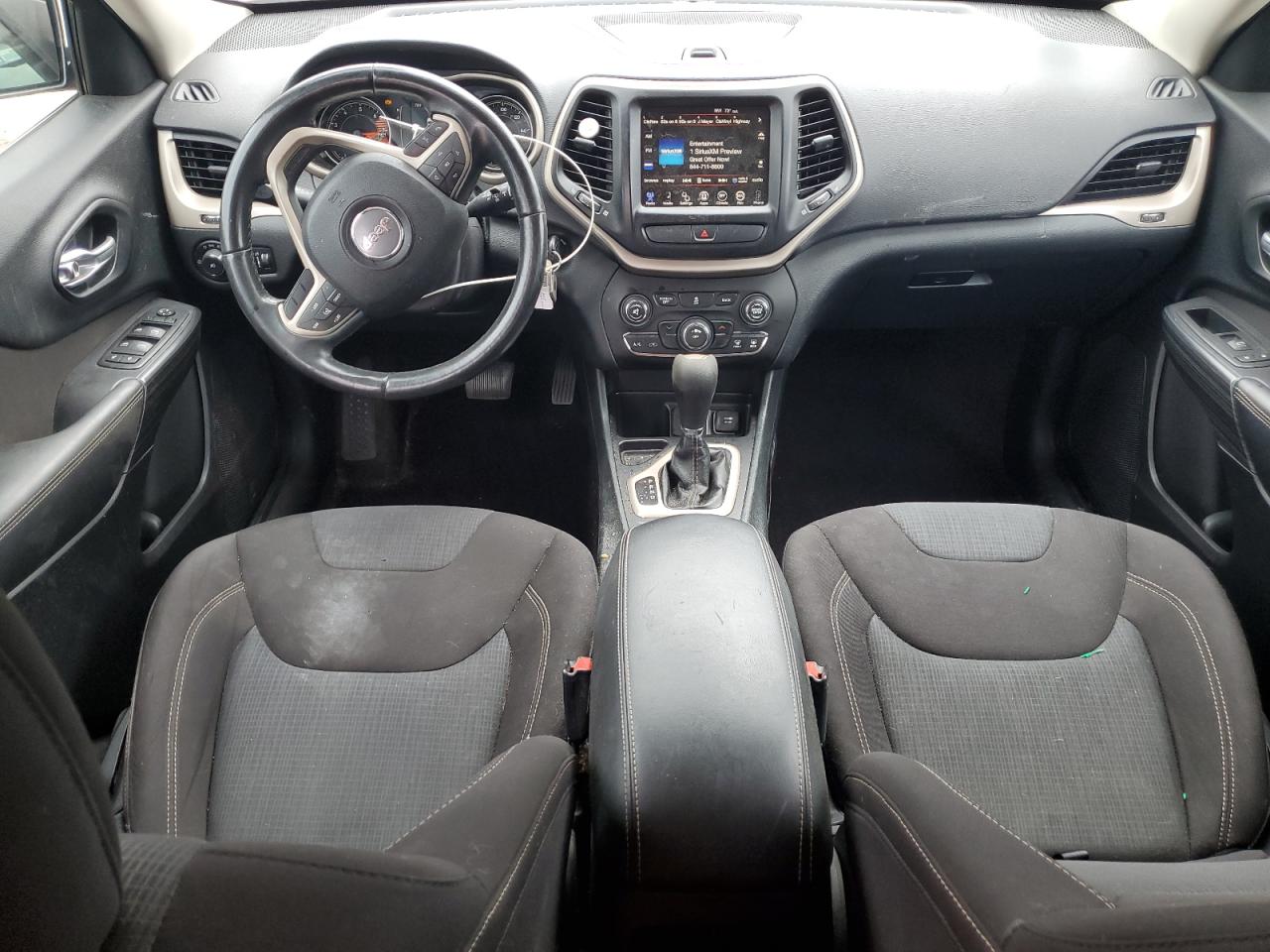 2016 Jeep Cherokee Latitude VIN: 1C4PJLCB6GW179310 Lot: 85547895