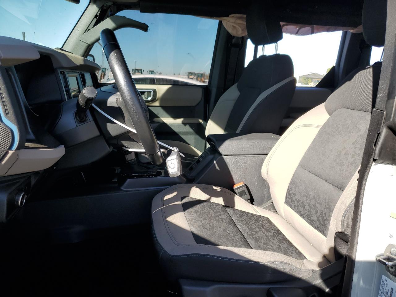 2023 Ford Bronco Base VIN: 1FMEE5DP5PLB46328 Lot: 90462985