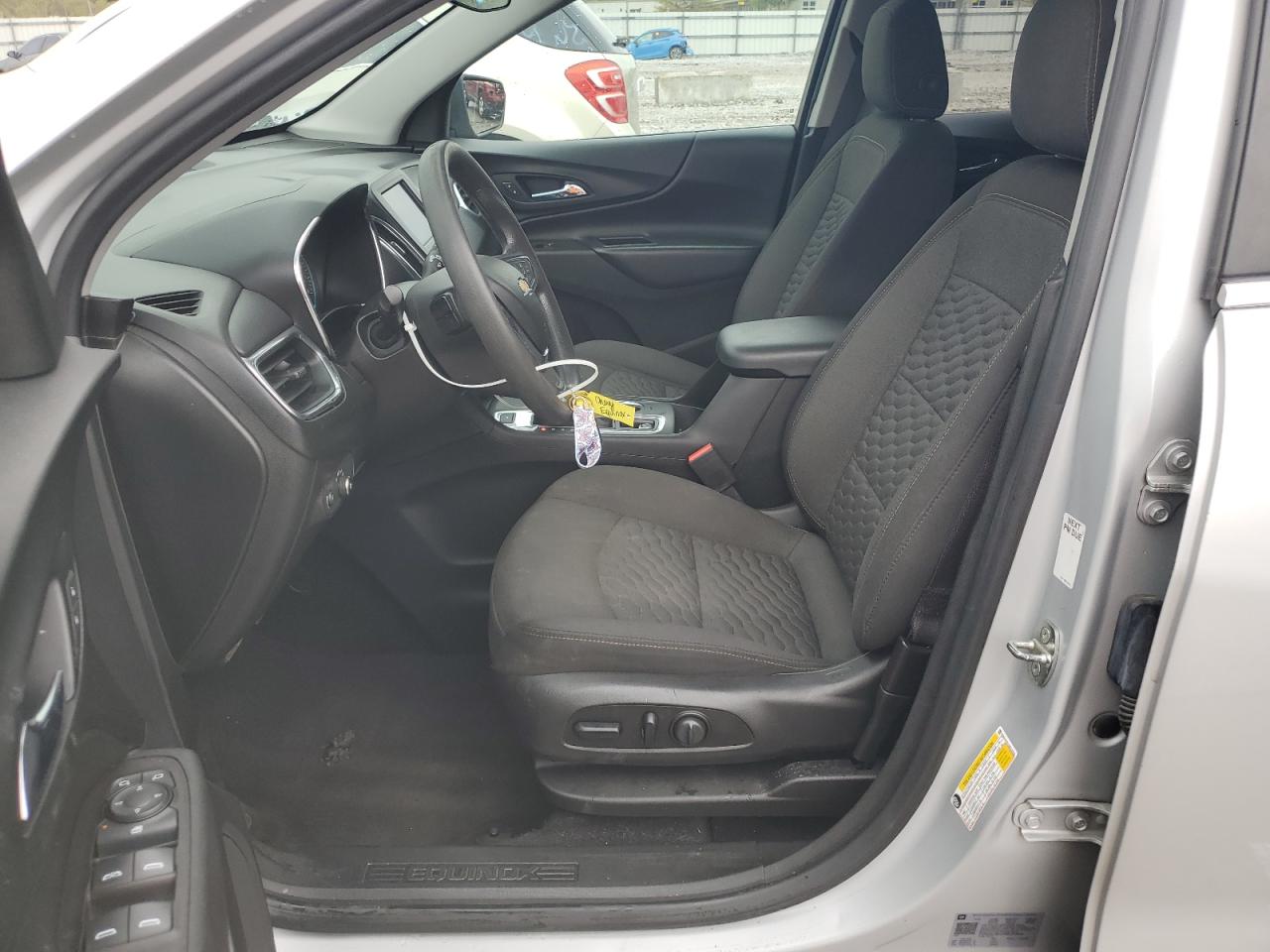 2021 Chevrolet Equinox Lt VIN: 2GNAXUEV1M6123922 Lot: 84817935