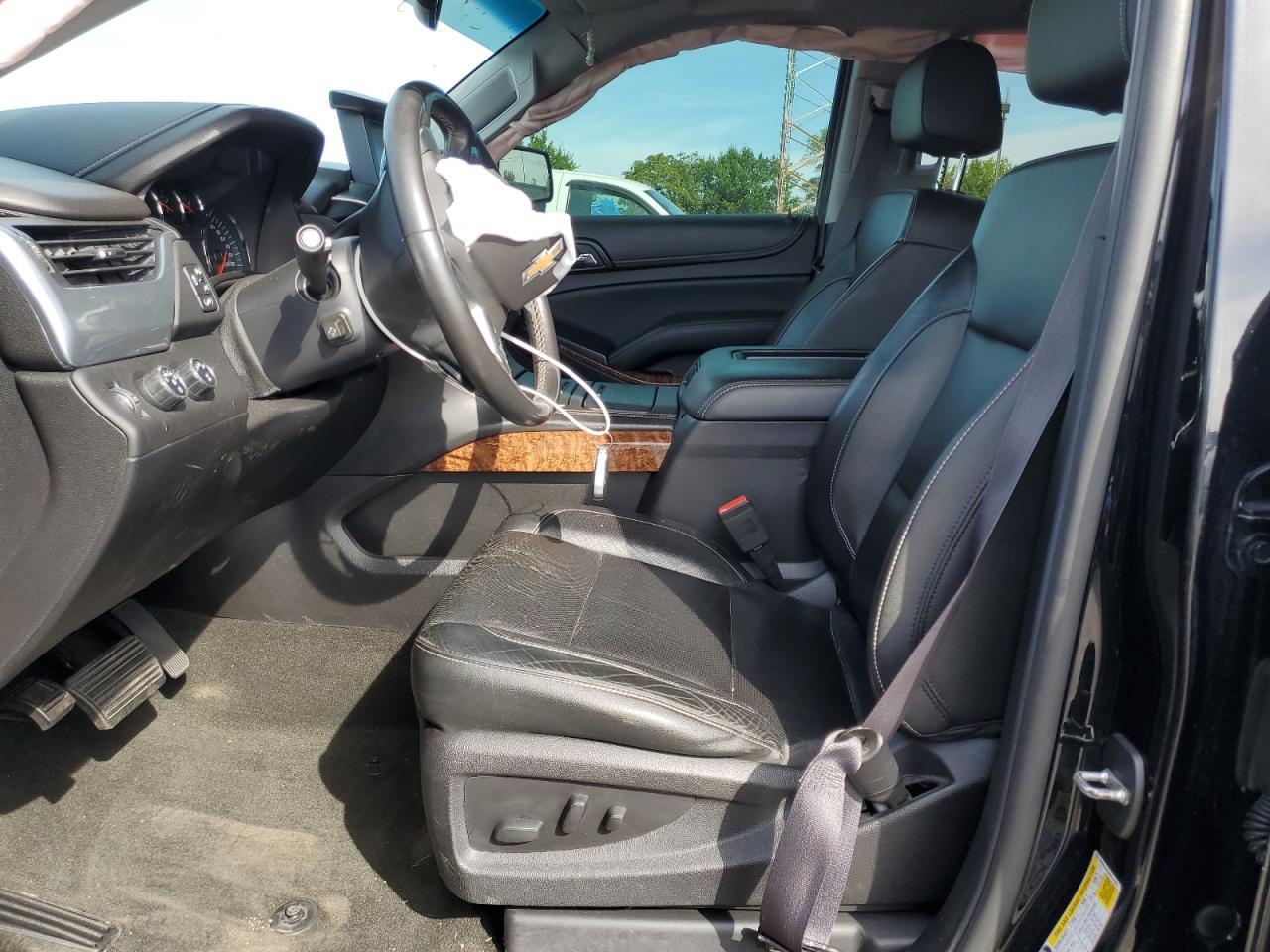 2017 Chevrolet Tahoe K1500 Premier VIN: 1GNSKCKC5HR111931 Lot: 84799095