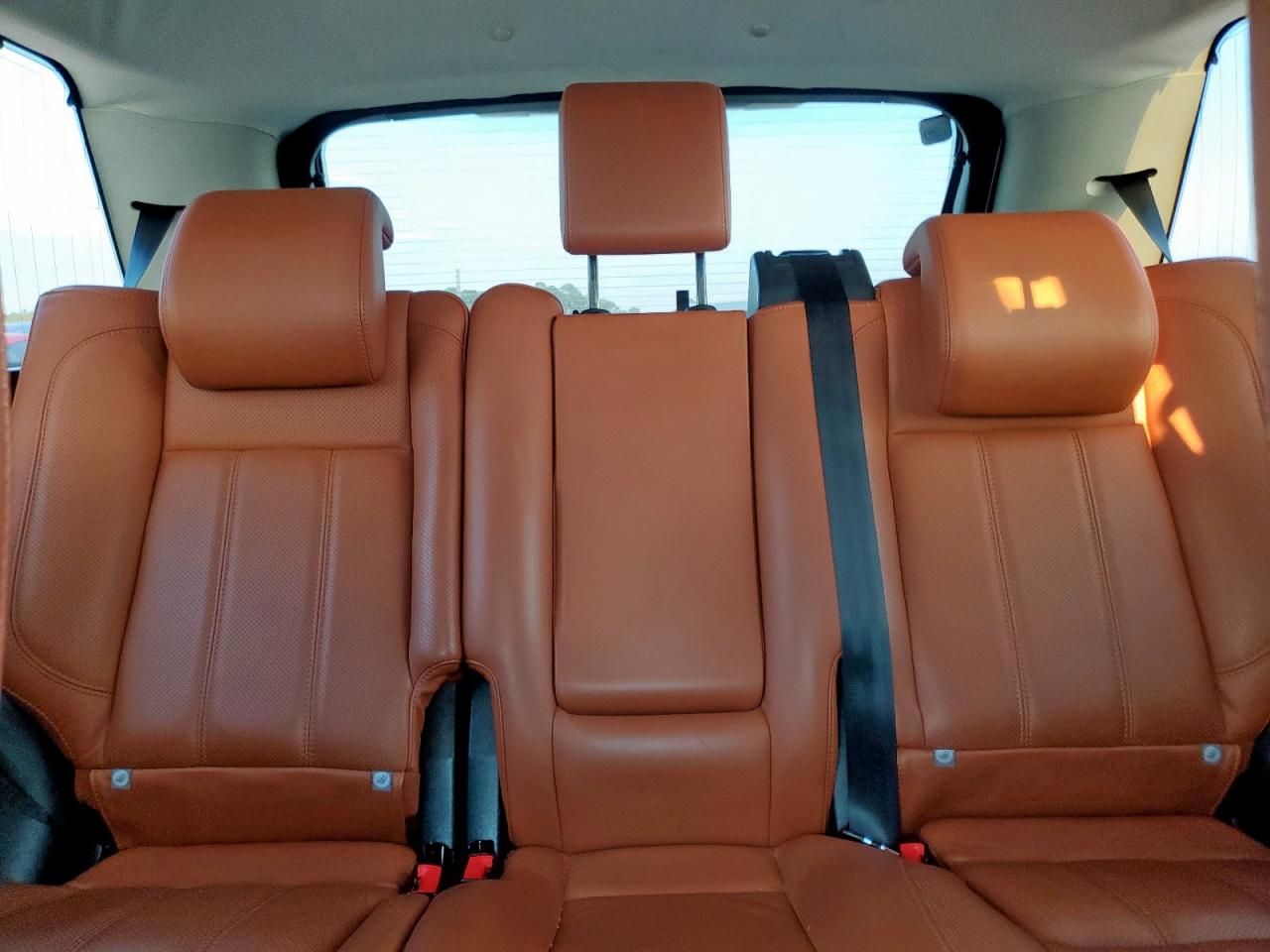 2011 Land Rover Range Rover Sport Lux VIN: SALSK2D44BA295427 Lot: 84657235