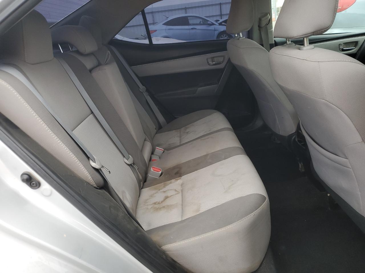 2017 Toyota Corolla L VIN: 2T1BURHE5HC888084 Lot: 82437195