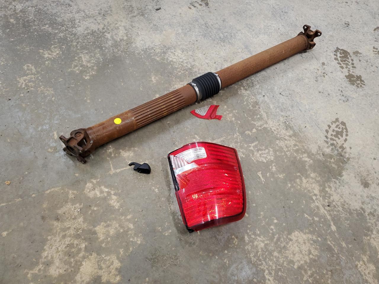 2004 Ford Explorer Xlt VIN: 1FMZU73W24ZA67295 Lot: 82449255