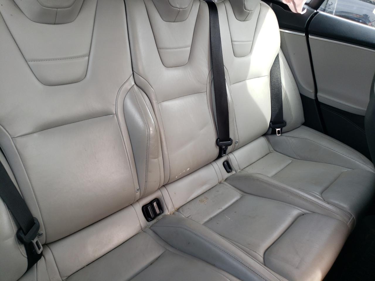 2015 Tesla Model S 85D VIN: 5YJSA1H2XFFP79872 Lot: 85773745