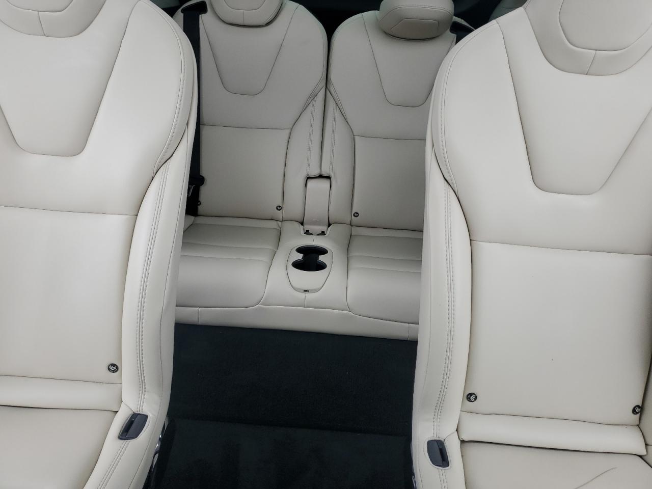 2019 Tesla Model X VIN: 5YJXCBE21KF149615 Lot: 82569755