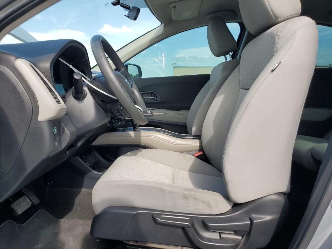 2022 Honda Hr-V Lx VIN: 3CZRU5H38NM702797 Lot: 86256855