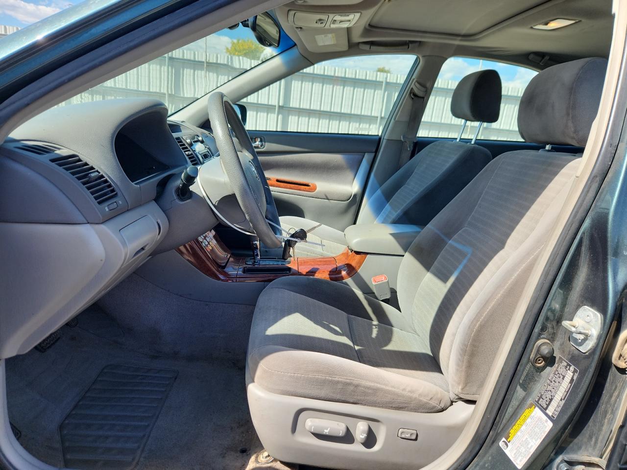 2005 Toyota Camry Le VIN: 4T1BE32K05U381807 Lot: 84812355