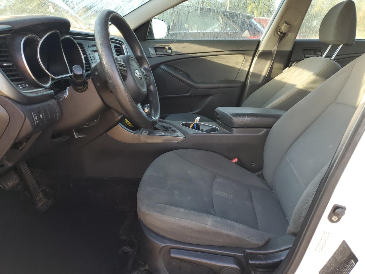 2015 Kia Optima Lx VIN: KNAGM4A70F5628400 Lot: 81836475