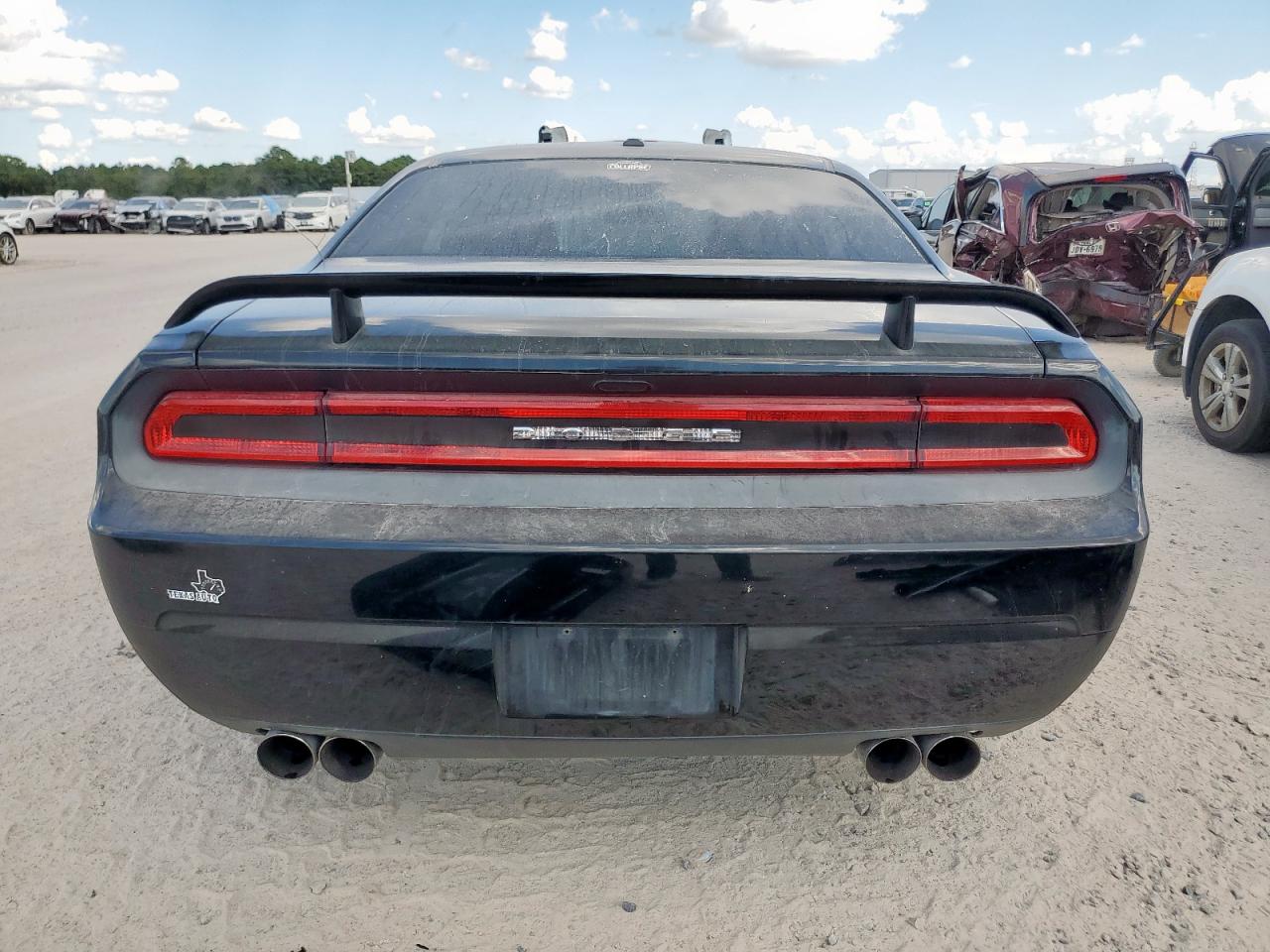 2014 Dodge Challenger R/T VIN: 2C3CDYBT9EH302255 Lot: 82254105