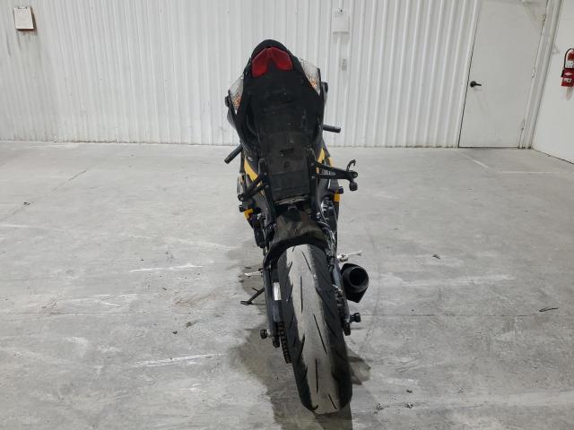 2012 SUZUKI GSX750   