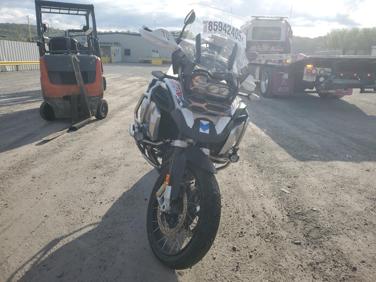 r 1250