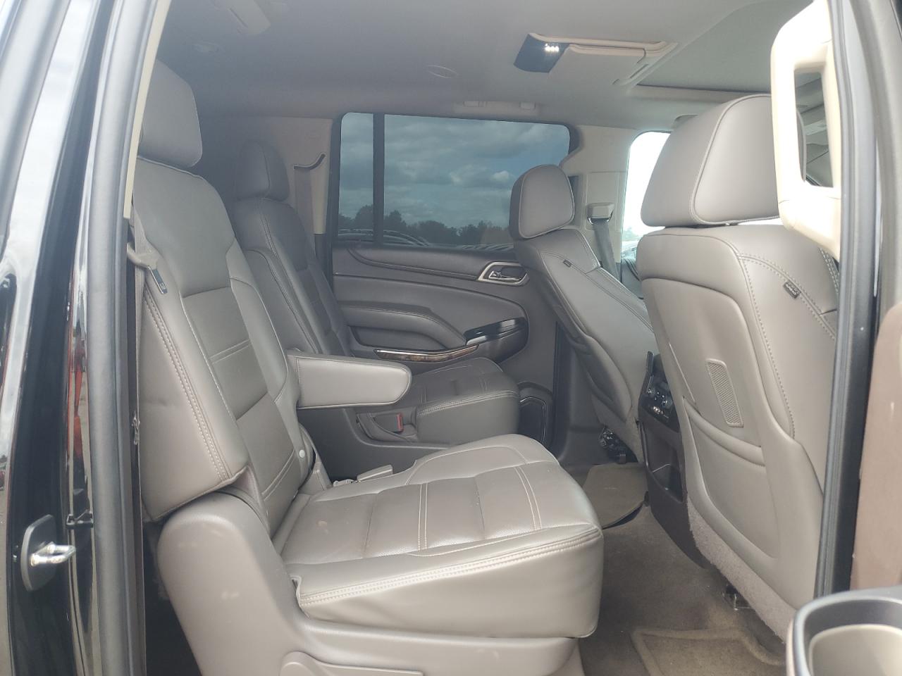 2015 GMC Yukon Xl Denali VIN: 1GKS2JKJ6FR585450 Lot: 86072405