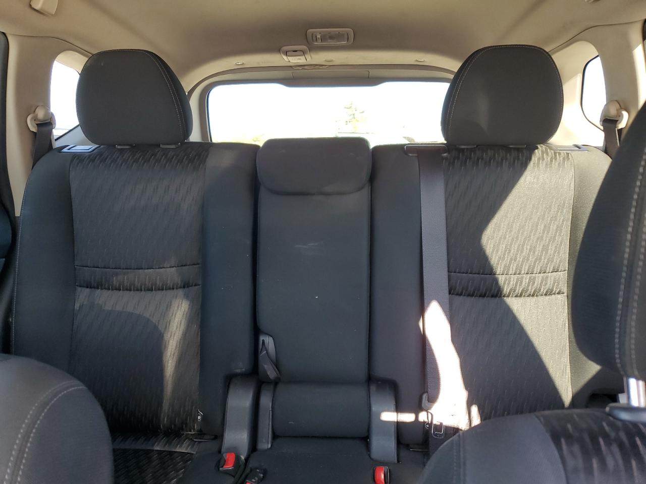 2019 Nissan Rogue S VIN: KNMAT2MV2KP544216 Lot: 84739665