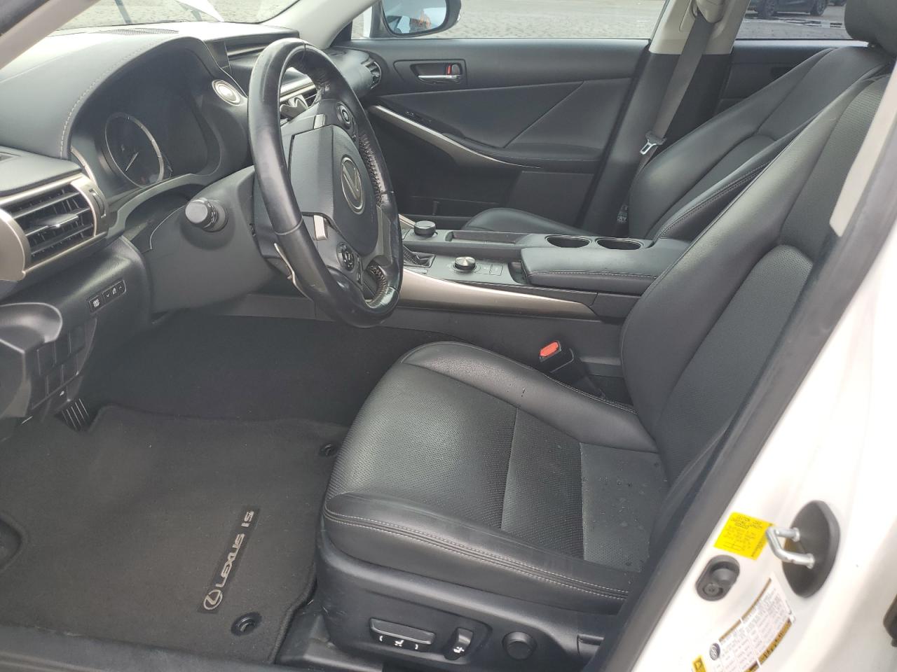 2016 Lexus Is 200T VIN: JTHBA1D22G5025842 Lot: 82212145