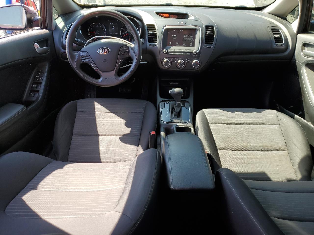 2018 Kia Forte Lx VIN: 3KPFL4A75JE226516 Lot: 82289835