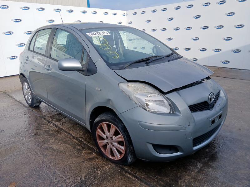 2009 TOYOTA YARIS TR V