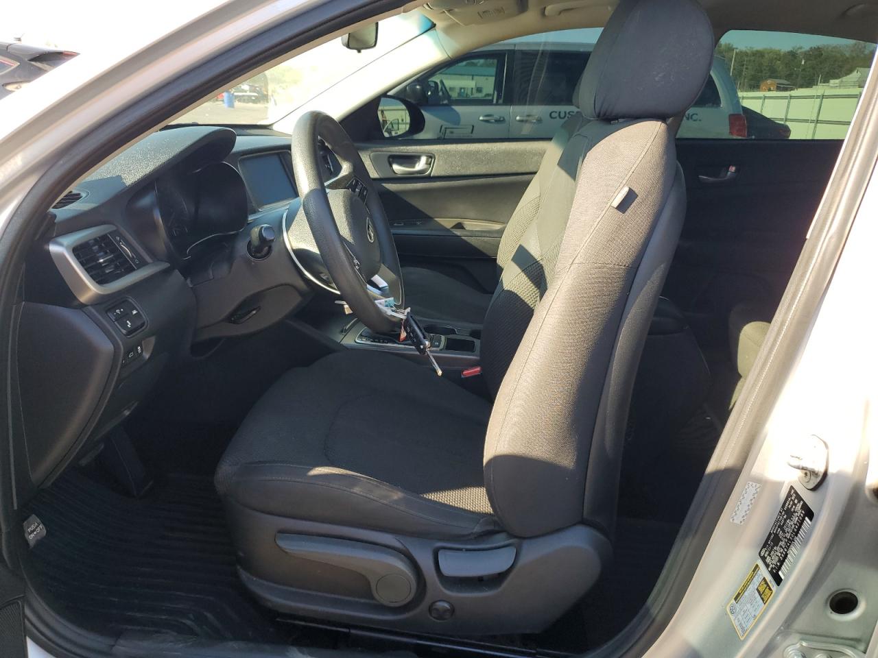 2020 Kia Optima Lx VIN: 5XXGT4L30LG421089 Lot: 84816205