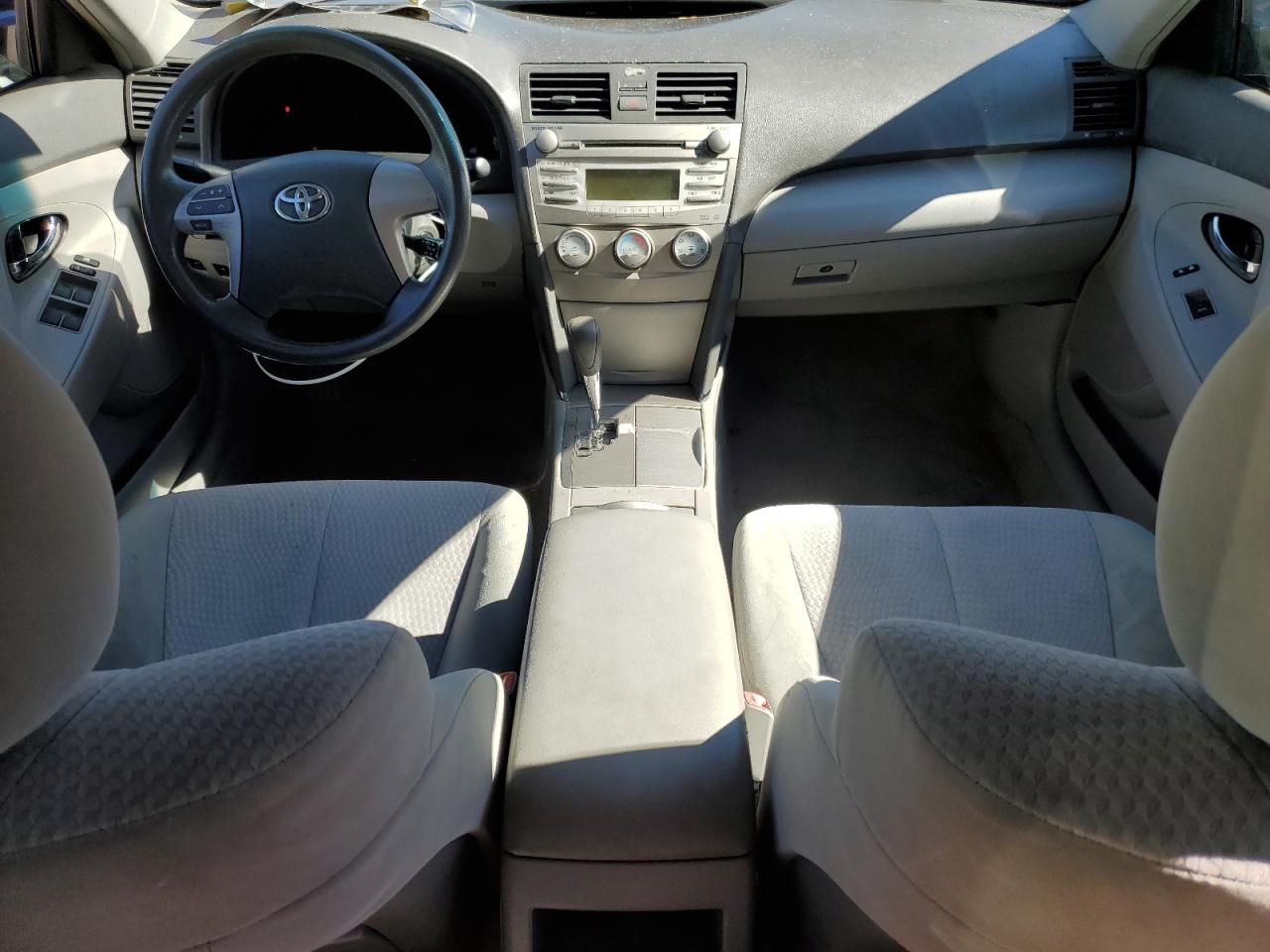 2010 Toyota Camry Base VIN: 4T1BF3EK6AU528943 Lot: 85258715