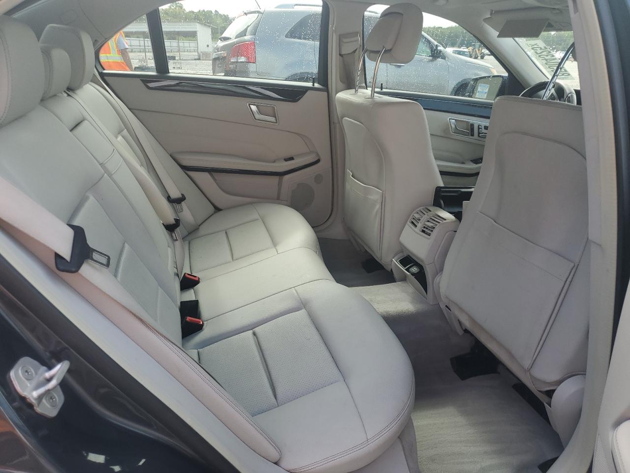 2014 Mercedes-Benz E 350 VIN: WDDHF5KB4EA870919 Lot: 85504325