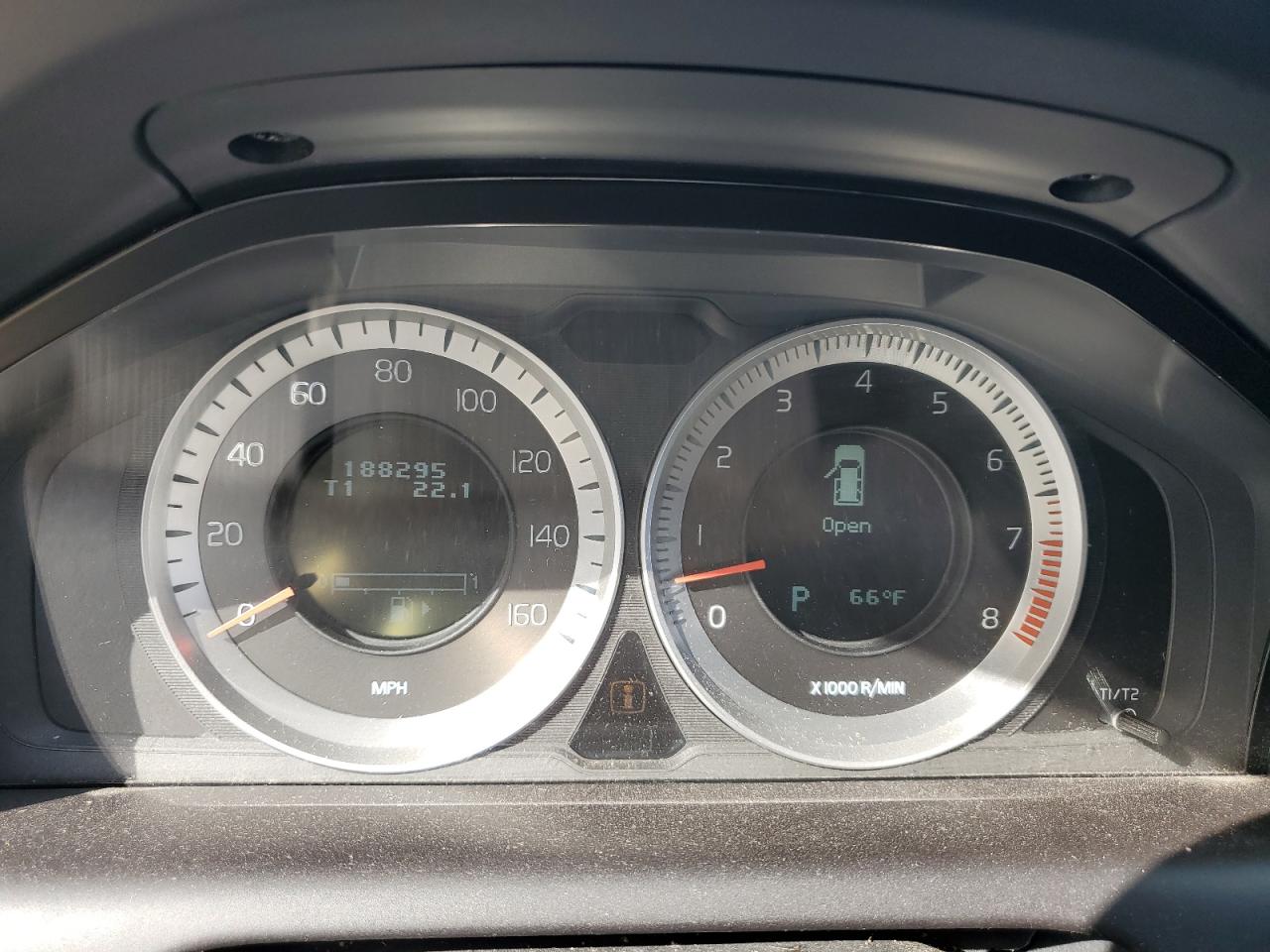 2012 Volvo Xc60 3.2 VIN: YV4952DZ8C2290457 Lot: 82318025