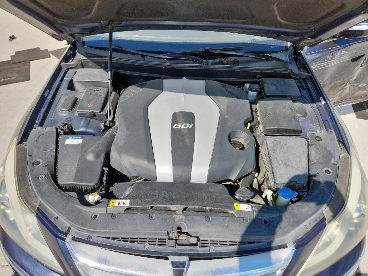 2013 Hyundai Genesis 3.8L VIN: KMHGC4DD2DU232300 Lot: 85719285