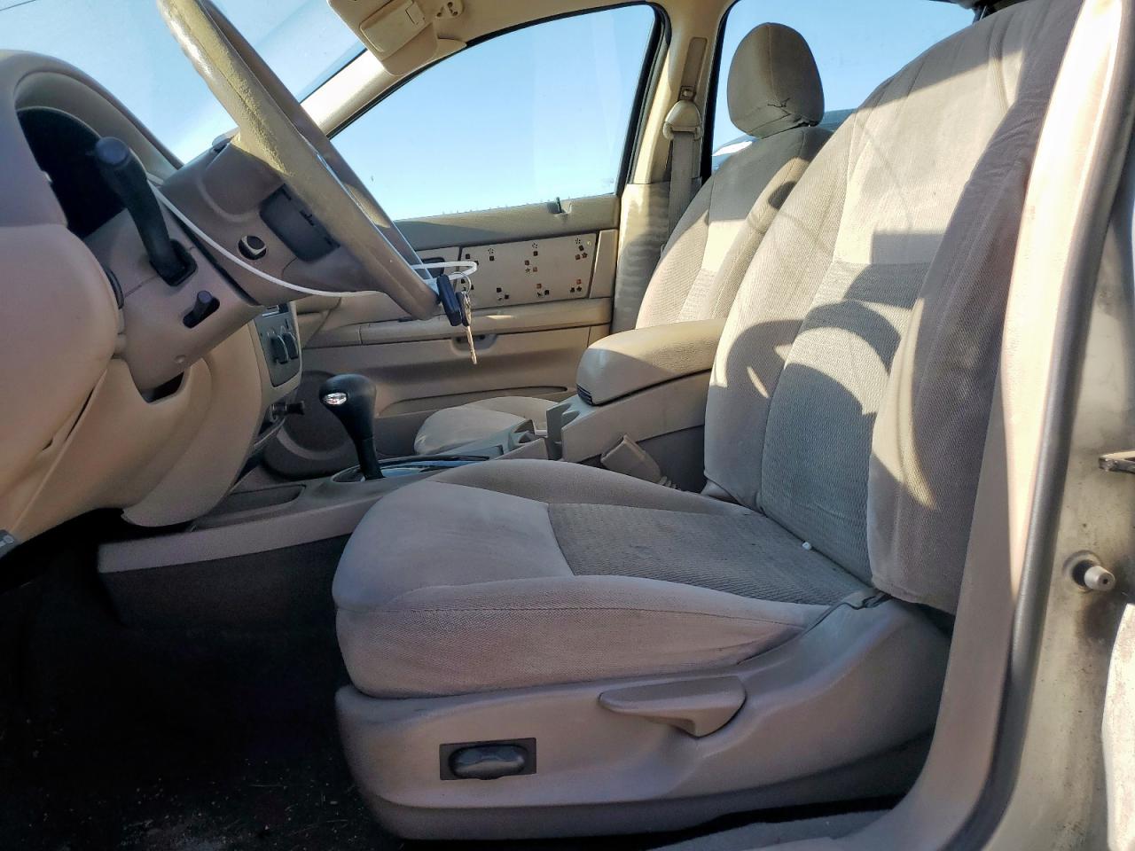 2007 Ford Taurus Se VIN: 1FAFP53U67A156409 Lot: 82317205