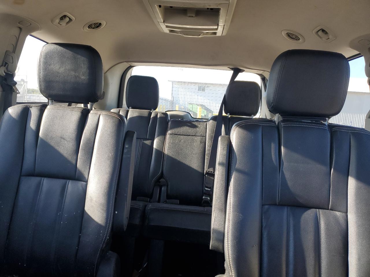 2014 Chrysler Town & Country Touring VIN: 2C4RC1BG7ER437005 Lot: 89519265