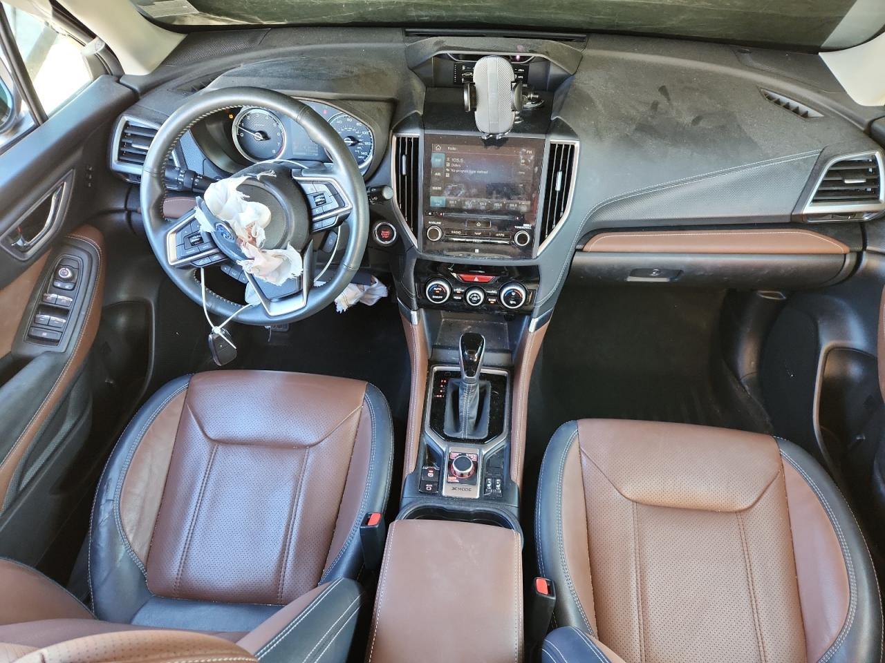 2022 Subaru Forester Touring VIN: JF2SKARC2NH530776 Lot: 84548265