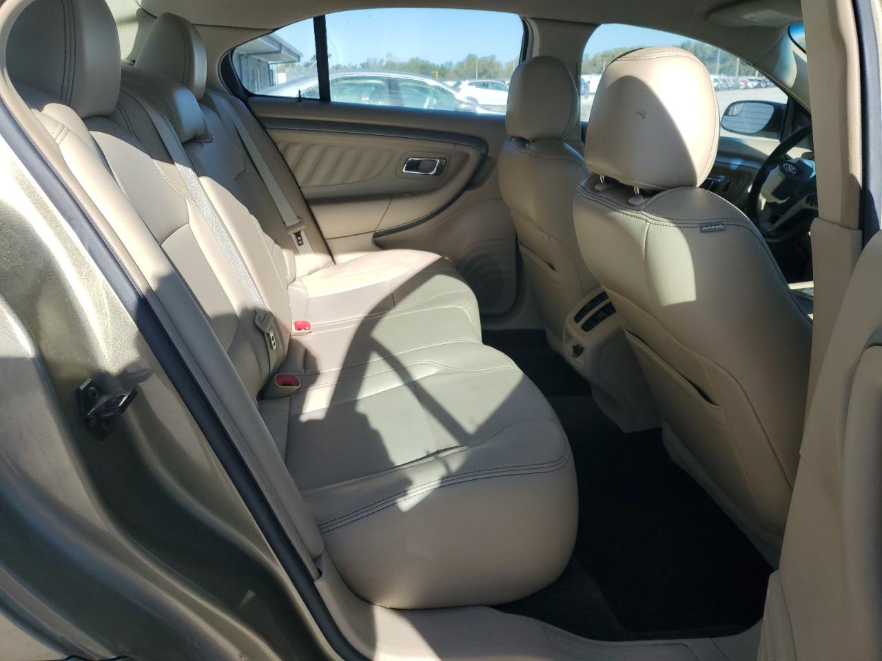 2013 Ford Taurus Sel VIN: 1FAHP2E80DG128444 Lot: 87430425