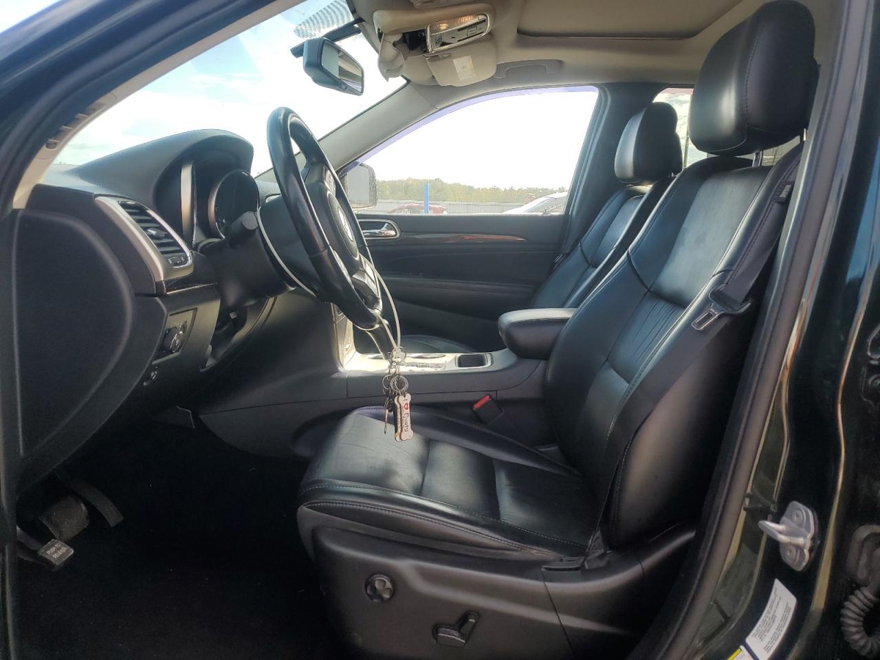 2011 Jeep Grand Cherokee Laredo VIN: 1J4RR4GG3BC597759 Lot: 82294025