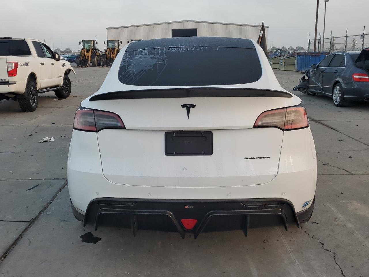 2020 Tesla Model Y VIN: 5YJYGDEE3LF059267 Lot: 90846625