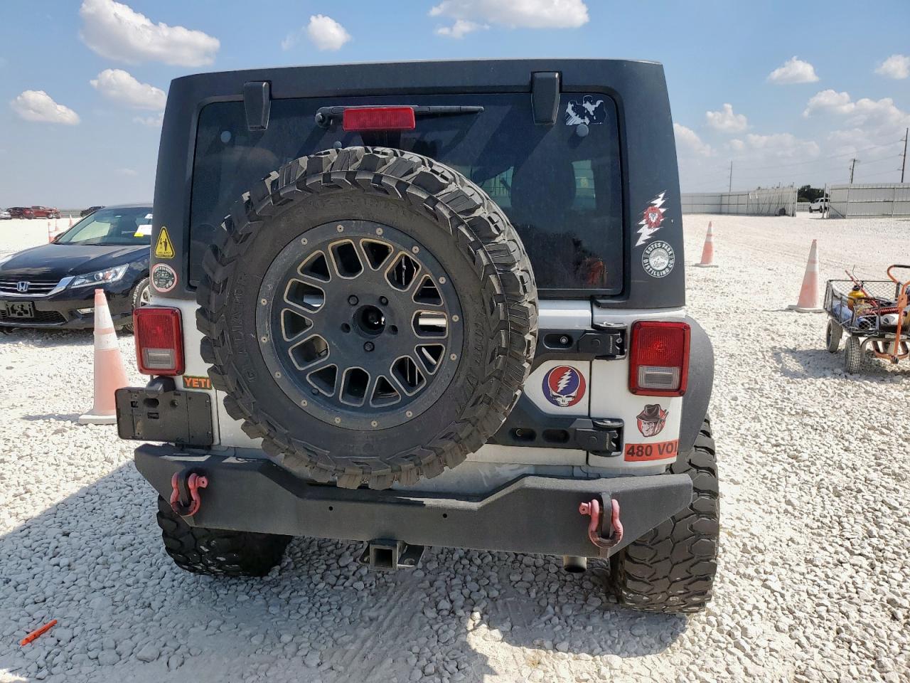 2016 Jeep Wrangler Unlimited Sport VIN: 1C4BJWDG2GL103560 Lot: 84650525