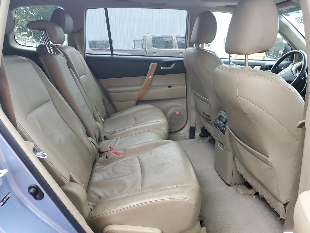 2010 Toyota Highlander Hybrid Limited VIN: JTEJW3EH1A2045646 Lot: 85326085