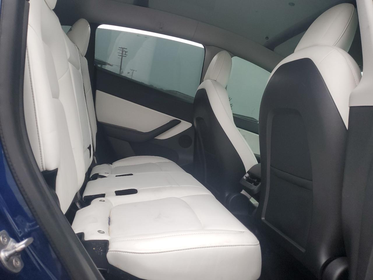 2021 Tesla Model Y VIN: 5YJYGDEF8MF248975 Lot: 90882315