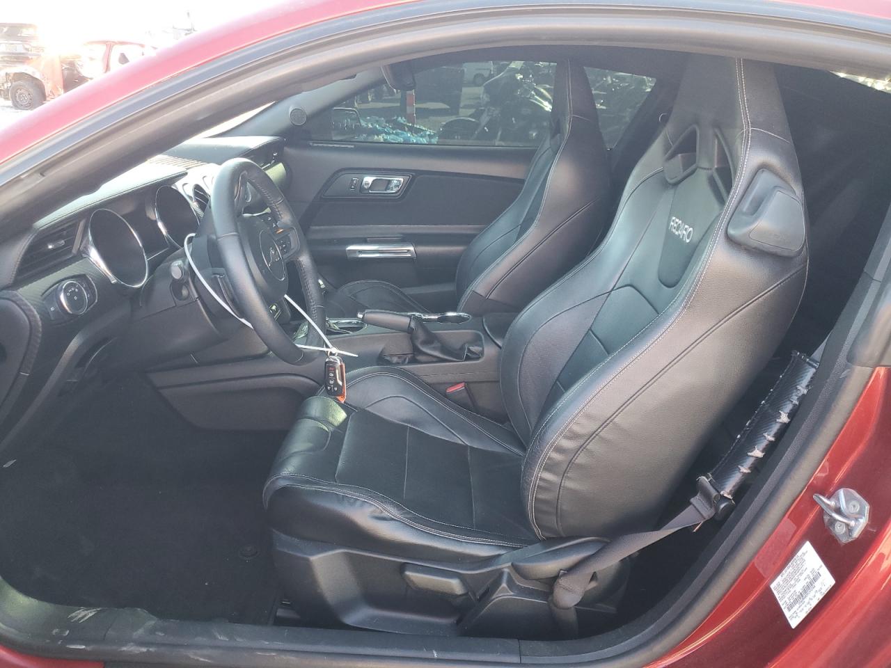 2015 Ford Mustang VIN: 1FA6P8AM2F5372768 Lot: 84442255