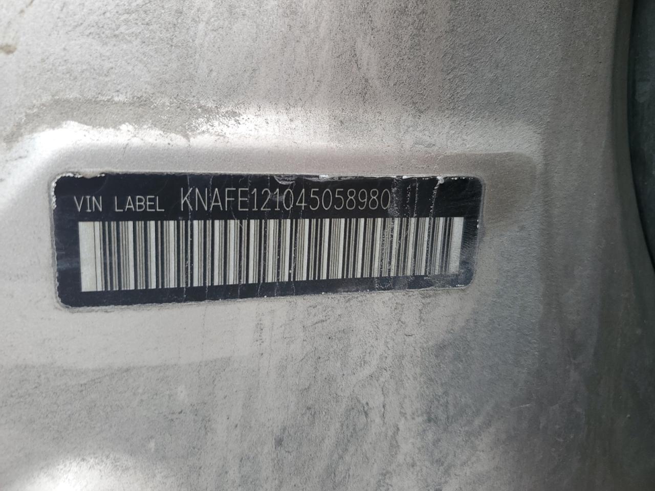2004 Kia Spectra Lx VIN: KNAFE121045058980 Lot: 86114275